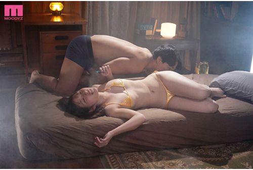 MIDA-179 "If I Use An Aphrodisiac, I Might Suddenly Roll My Eyes, Because It's Embarrassing..." Would You Like To Have Aphrodisiac Sex With Me? My Childhood Friend, Who Has A Boyfriend In Tokyo, Went Back To The Country To Try Out Aphrodisiac Sex With Me... Aoi Ichinose Screenshot 7