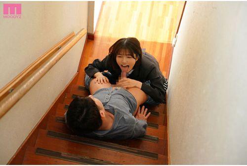 MIAA-977 My Girlfriend's Younger Sister Licks, Sucks, And Gives Me A Blow Job While She's Away, So I Haven't Been Able To Stay Away From Her For Seven Years. Sumire Kuramoto Screenshot 6