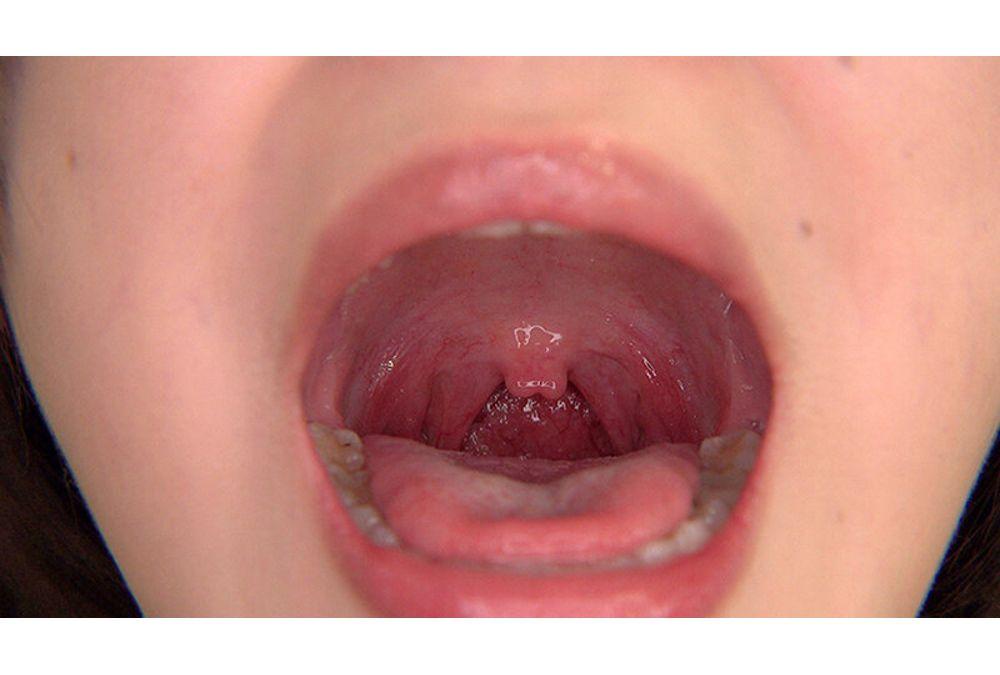 USAG-097 First-time Deepthroating: Amateur Girls Drooling As They Take It To Their Limits, Developing The Depths Of Their Throats. Screenshot 13