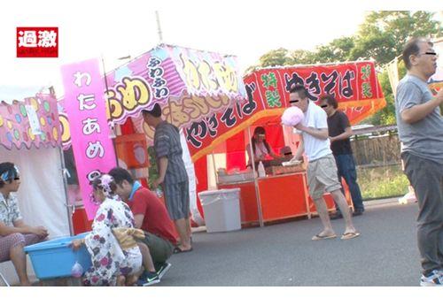 NHDTB-296 (There Is A Manufacturer Bonus) Natural High 20th Anniversary Commemorative Work Byte Daughter Spree Feel While Flushing The Face While Serving Customers Midsummer Signboard Girl Creampie SP ~ Sea House, Gas Station, Festival Target House, Beer Garden ~ 27 People With A Total Compilation 2 Disc Set 480 Minutes Super Deluxe Version (with Bonus Video DVD) Screenshot 15