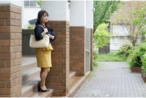 SYKH-086 "Standing Wife" Class B Mature Kozue 35 Years Old Screenshot