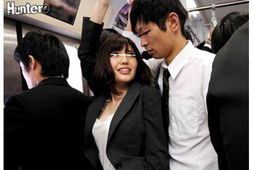 HUNTA-161 Chau "Damedame Tsu!Force Alone Will Promise Of "riding Rate 120% Of The Ultra-close Contact With The Sister-in-law In The Overcrowded Train & Bus Rub Intercrural Sex State! !One Day That Was Both The Commuters And The Sister-in-law Made A Sudden, The Feel Of The Smell & Ass Of Hair When I Was Super Close Contact And Sister-in-law In The Crowded Vehicle ... Screenshot 8