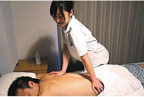 UMSO-411 Unexpectedly Two People Alone As A Beautiful Masseuse In A Room Of A Business Hotel On A Business Trip ... I Secretly Inserted My Erection That I Could Not Suppress My Erection So Much That I Was Conscious And Let Me Even Vaginal Cum Shot Screenshot