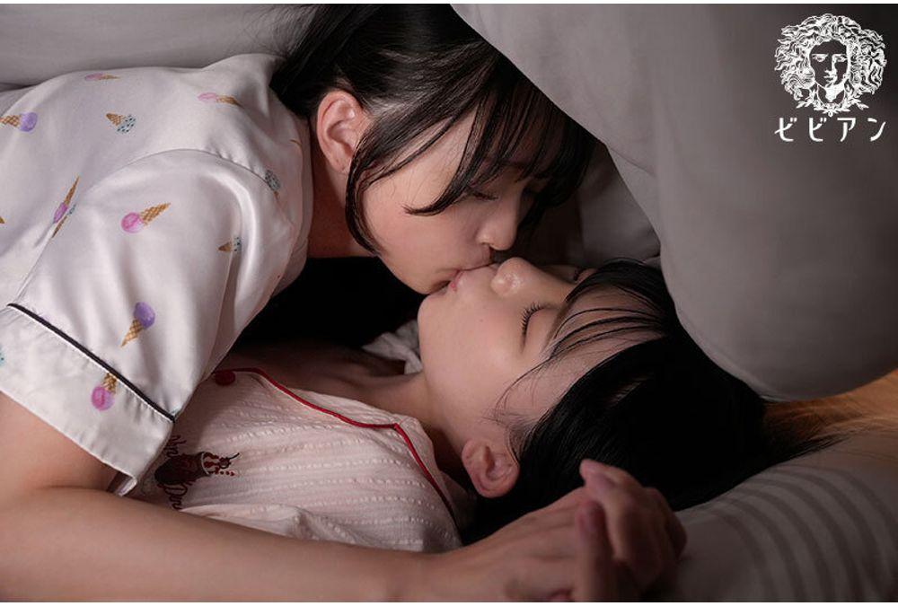 BBAN-580 Homesick Lesbians: Mama's Boys Who Immerse Themselves In Lesbian Pleasure To Forget The Loneliness Growing In A Girls' Dormitory - Minami Hinano, Mochizuki Tsubomi Screenshot 4