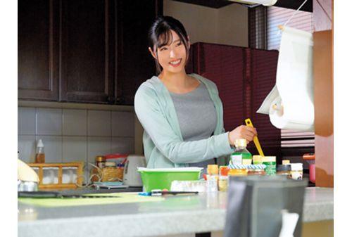 DVAJ-657 A-san, A Wife Who Drives A Light Wagon And Is Busy Taking Her Children To And From School And Going Shopping, Is Having An Affair With A College Student Who Works Part-time With Her Every Day (39 Years Old, Living In Machida City, Mother Of Two, Haircuts At A 1000 Yen Haircut Salon, Hobby Is Shopping Sprees At 100 Yen Shops) She Quietly Goes Home With The Semen Inside Her Vagina And Returns To Being A Mother - Fujisaki Murasaki Screenshot 15