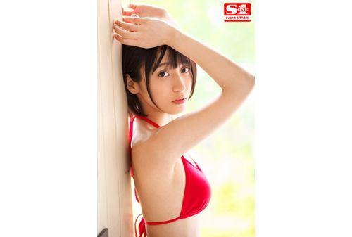 SSNI-588 Rookie NO.1STYLE Rin Kira 18-year-old AV Debut Screenshot