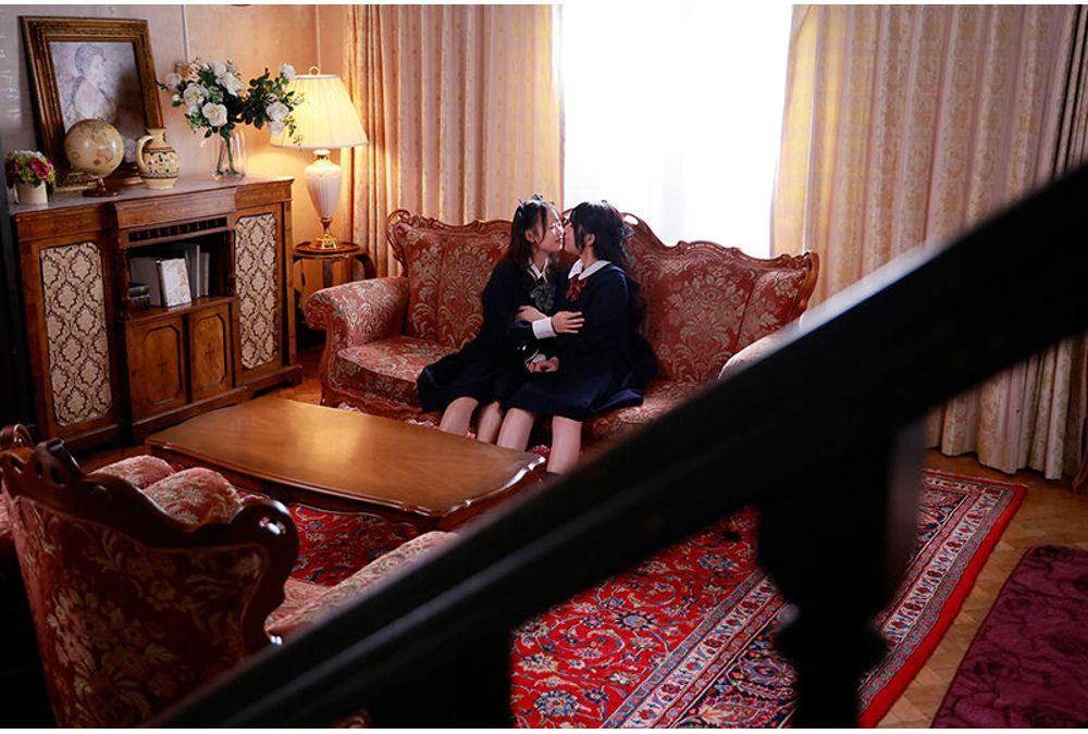 DVMM-370 Forbidden Lesbian Family - We Are Mother's Pet Sisters - A Schoolgirl Falls Into The Trap Of Her Beautiful Mother And Sisters' Love Affair Screenshot 13