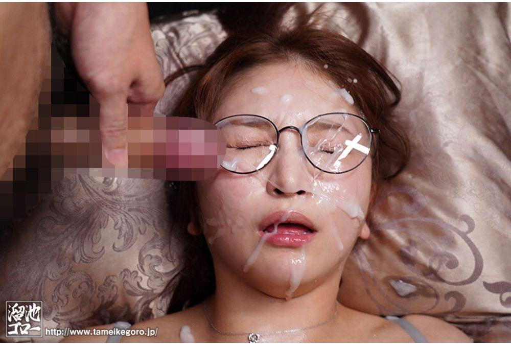 MFYD-062 Full-on Sexy Actress Momo Akiba (29 Years Old) Appears In An Adult Video. Anal Licking, Blowjobs, Cum Swallowing, Massive Bukkake, Subjective ASMR, Tongue Kissing... A Breathtakingly Erotic 5-sex, 14-ejaculation Special! Screenshot 11