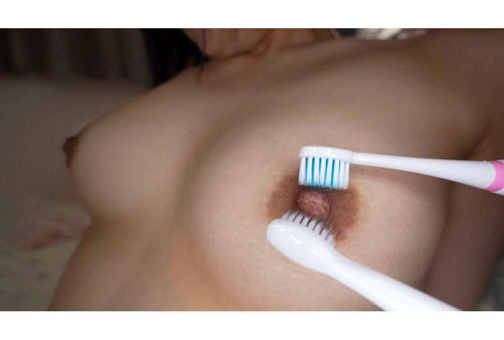 URMT-003 A Reclusive Schoolgirl And A Fugitive, A Twisted Masochistic Training Begins In Silence Yumi Nijimura Screenshot 11