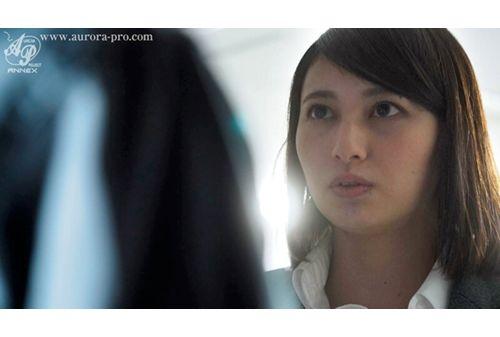 APNS-292 A Beautiful Lawyer Who Was Defeated Hitomi Honda Screenshot