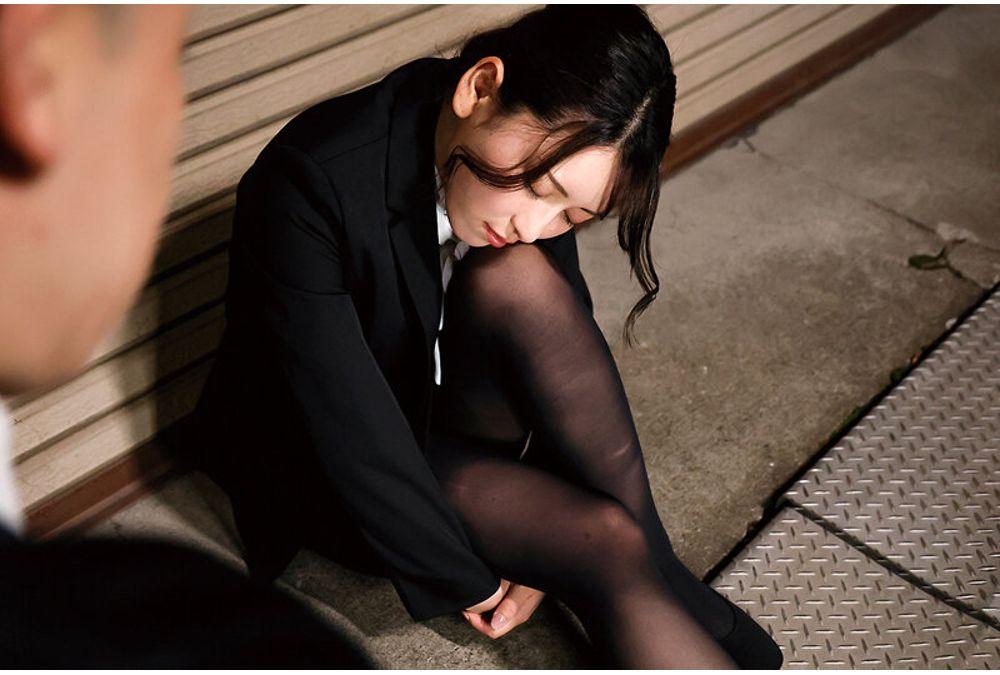 NACR-988 A Lewd Female Boss Pretends To Have Had Too Much To Drink And Seduces Her Big-dick Subordinate Yuri Sasahara Screenshot 14