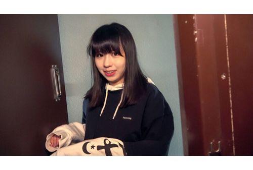 PKPT-008 1K Creampie Room Swallowing Document J Cup Strongest Body Daughter Kisaki Alice-chan Screenshot