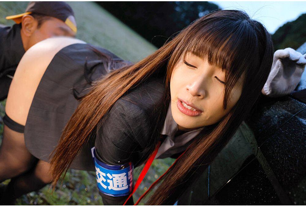 SVERS-005 Grandpa Rushes In! Open-air Sex Bonus As A Reward For Returning His License! Squirting Last Drive With The Village Office Clerk In Black Pantyhose! Aya Nanjo Screenshot 17