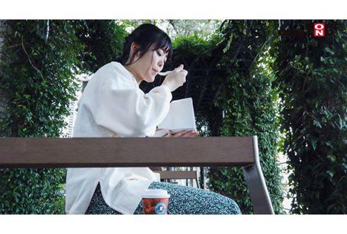 KMHRS-008 "I Can't Change The Past, But I'll Change My Life." AV Debut Tamaki Nico Screenshot