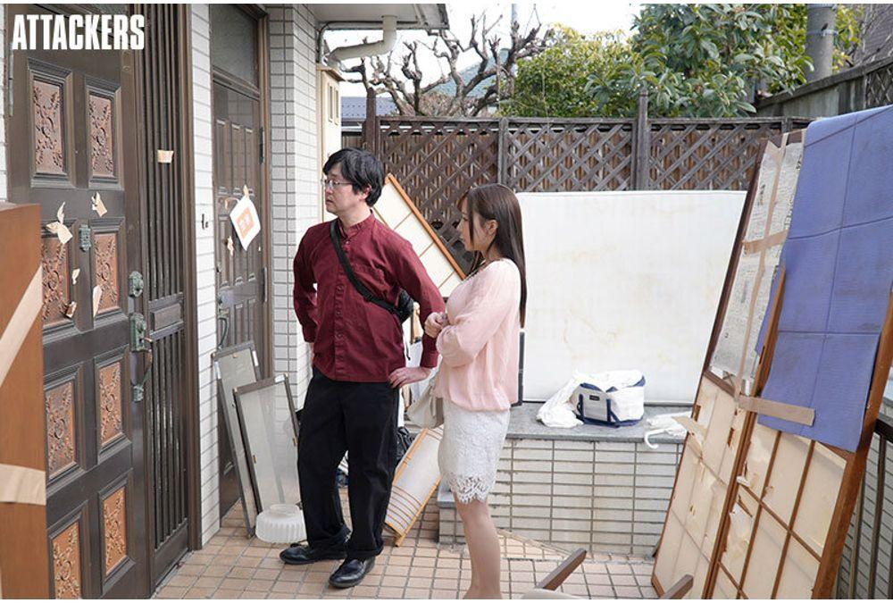 ADN-719 A Married Woman Who Lives In A Garbage House And Has Her Face And Uterus Covered In Dirty Sperm From Her Father-in-law. Aoi Ebisaki Screenshot 8