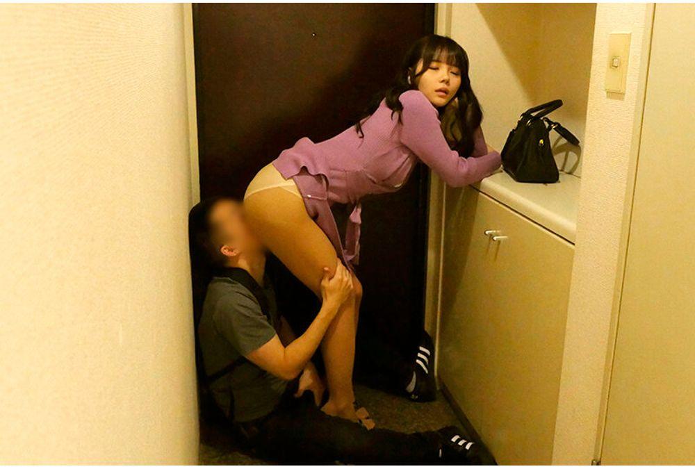 AKID-121 Welcome, Married Women! I Secretly Filmed The Mature Women Having Sex In My Home. 24 Yuka-san / F Cup / 32 Years Old / A Nurse Wife Who Can't Control Herself Because She's Sexually Frustrated. Reimi-san / F Cup / 35 Years Old / A Part-time Wife Who Secretly Has Sex With A Younger Man Without Her Husband's Knowledge. Screenshot 12