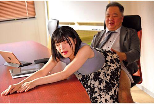 HZGD-308 My Boss Is Bullying My Husband And His Dick Is So Strong That I've Become His Urinal... Yumi Nijimura Screenshot 16