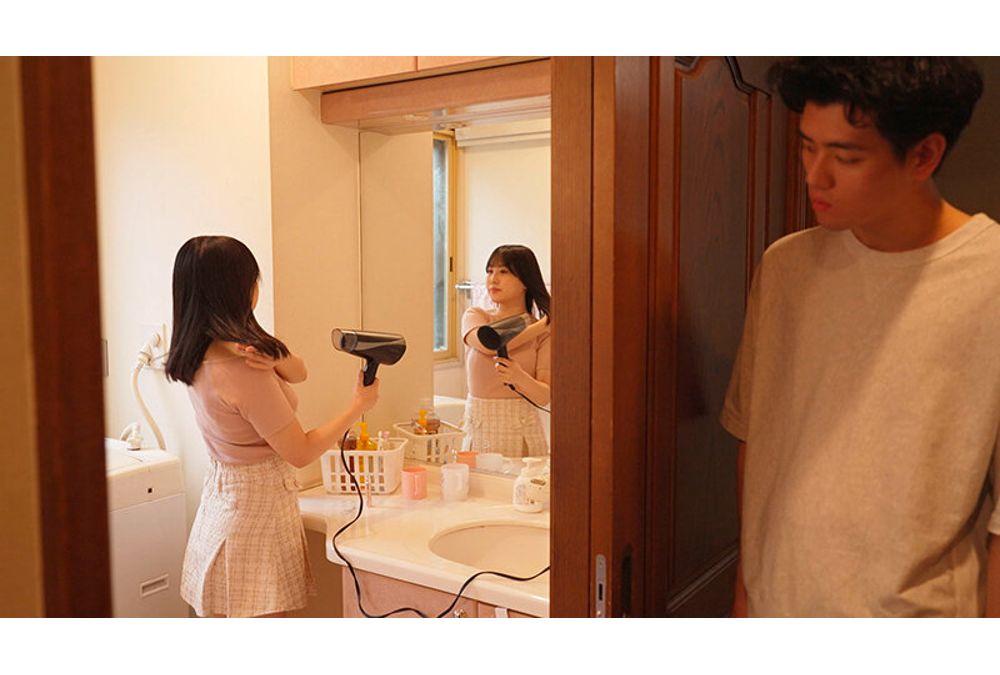 DVMM-384 Every Day, My Older Sister, A College Student, Washes My Penis For Me. Bath Time Incest Yuuki Koiro Screenshot 9