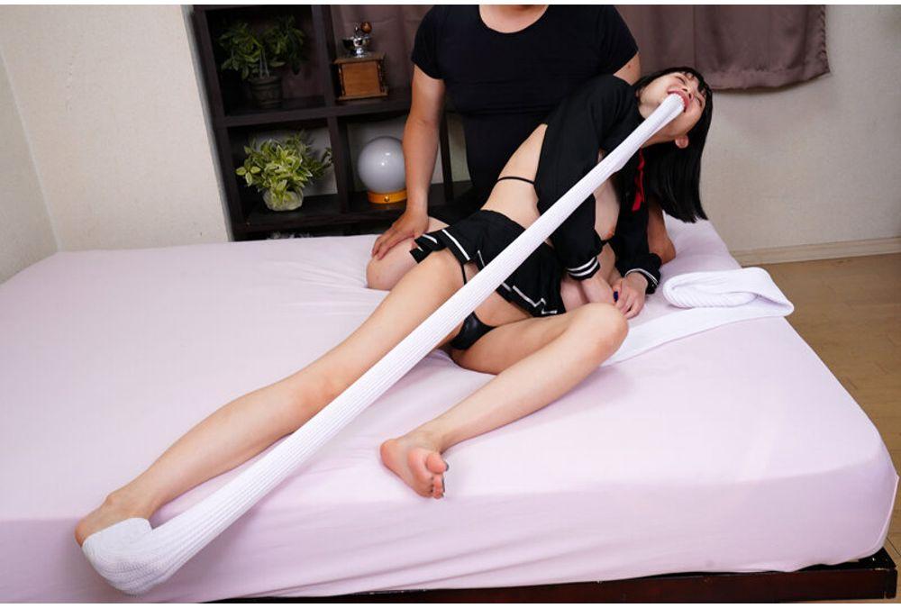 NEO-841 I Want To Lick The Soles Of A Beautiful Woman's Feet Until They're Soft! Screenshot 15