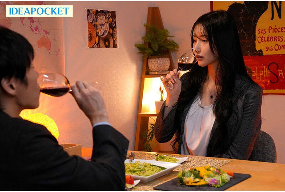 IPZZ-807 A Serious Receptionist Who Was Taken Home From A Love Hotel Gets Drunk And Turns Into A Slut, Taking Control And Making Me Ejaculate Even After Checking Out Mai Fujisaki Screenshot 9