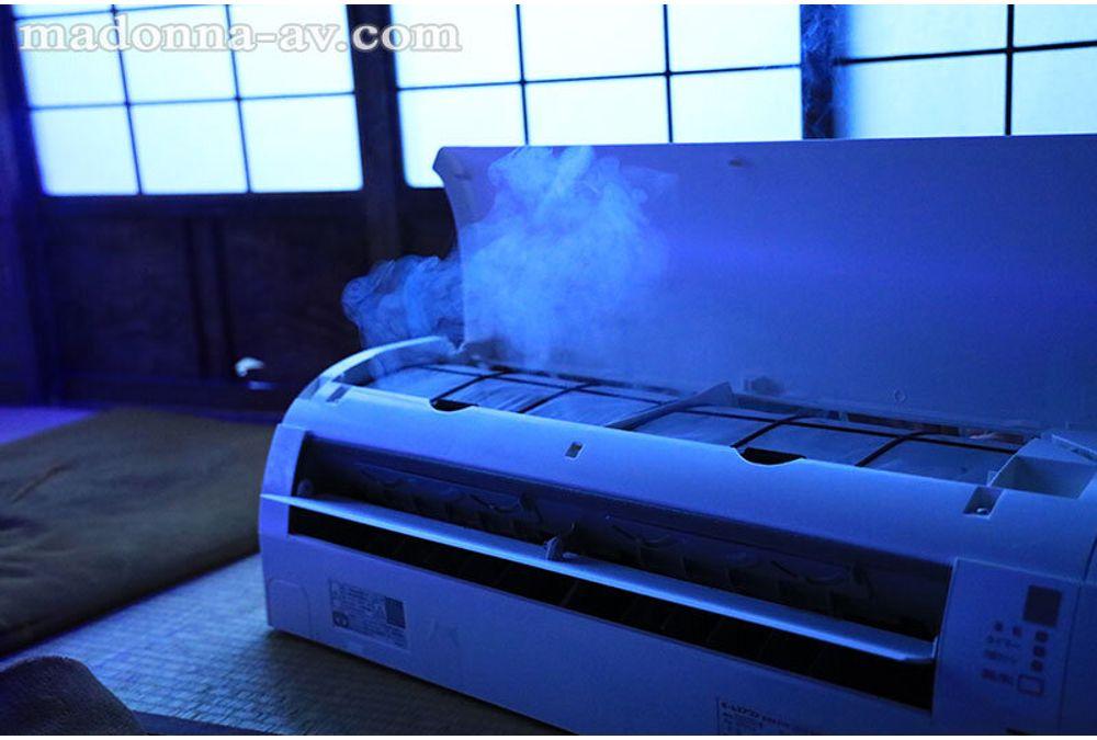 ROE-405 For The First Time In A While, My Air Conditioner Broke Down, And I Couldn't Control The Temperature. The Extreme Temperature Difference Caused Me To Lose My Senses, And I Once Again Became An Erection Monster. To Tell You What Happened Next, My Stepmother Inhaled The Aphrodisiac Aroma From The Air Vent And Became A Woman Who Was Completely Overwhelmed. Yoshinaga Toko Screenshot 8