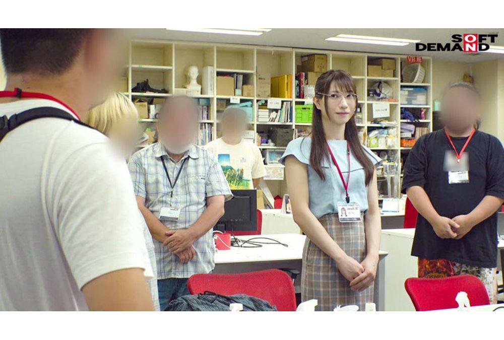 SDJS-353 Suwa-san, Who Joined The Systems Department, Is A Reliable, Intelligent, Big Sister-type With Over 10 Years Of Work Experience, And She Also Has A Penis (18cm)! LGBTQ+ SOD Female Employee Starts Appearing In Adult Videos From Her First Day At Work. Suwa Tamao, A First-year Employee In The Systems Department Screenshot 12