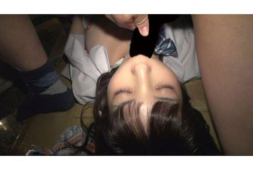 GS-1625 Fainting School Girls Abandoned Building Toilet Indecent File.001 Screenshot