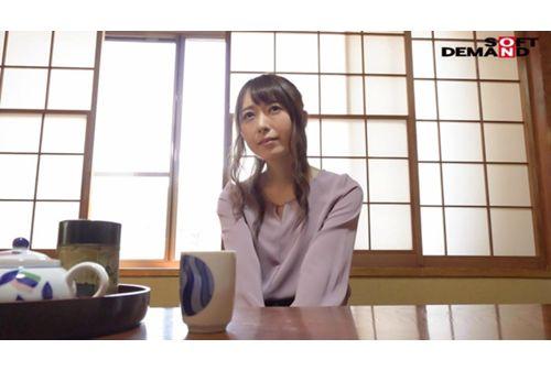 SDNM-211 He Smiles With A Bald Face Somewhere, But Is It Really Skeptical Than Anyone Else? Moe Sakurai 29-year-old Final Chapter Hidden In A Family At A Hot Spring Inn 200 Meters Away From Home, Secretly Creampie Affair Screenshot