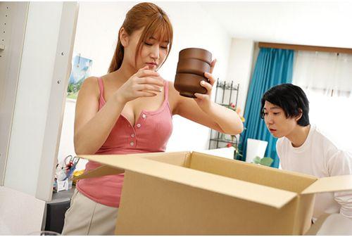 NACR-983 The Rumored Moving Company Is A Big-breasted, Perky-assed Woman In Tight Pants, Yui Sayama Screenshot 17