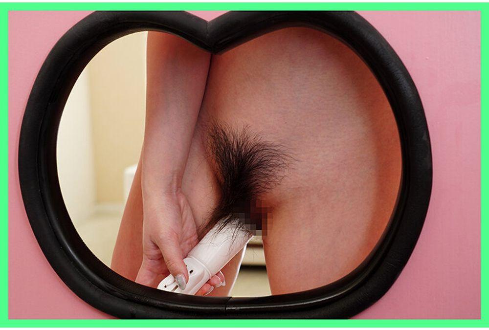 MKON-147 I'm Troubled By My Excessively Thick Pubic Hair. I'll Teach This J-type Girl Who's Worried About Wanting To Get Rid Of It The Wonders Of Thick Pubic Hair Through My Body! - Misao Oguri Screenshot 16