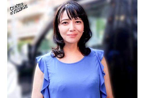 JURA-99 My First Time Shooting A Wife In Her 50s, Again. Mochizuki Reika Screenshot 10