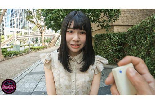 FJIN-011 Sensitive Loli Girl Ryo-chan, 19 Years Old, Leaked Ahegao On An Embarrassing Exposure Date Screenshot