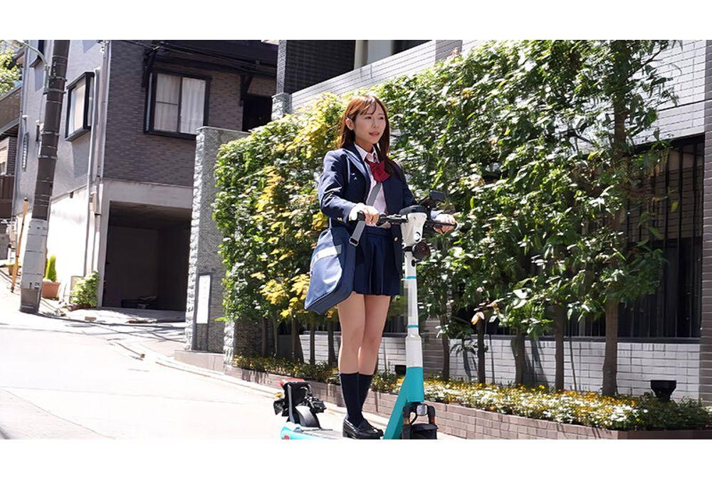 AT-182 A Cheeky Big-breasted Female Senior Is Riding Home On An Electric Scooter. When She Entices Her Truant Virgin Junior With A Big Dick, "Come On, Put It In!", She Ends Up Having A Female Orgasm Loop! Screenshot 15