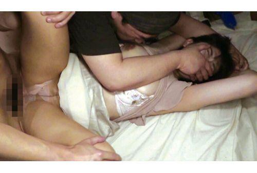 EMBZ-291 [Viewing Warning] Mature Woman Rape Video File #15 “Victim: Big-breasted Breastfeeding Housewife” Screenshot