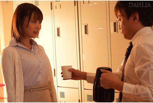 DLDSS-270 Sexy Female Teacher ● I Got A Painful Erection When I Saw The Teacher Who Was Helping Me Turn Into A Bully's Meat Urinal. Maaya Irita Screenshot 8