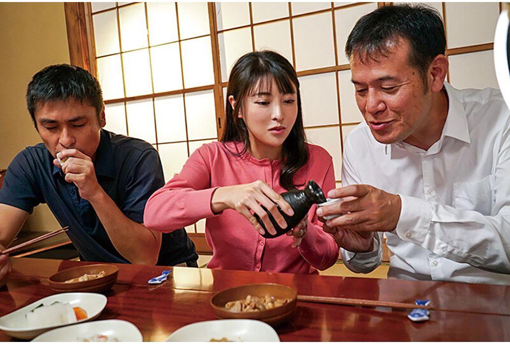 NGOD-330 I Know I Absolutely Hate Him...but I Always Get Turned On By The Body Odor And Filthy, Uncircumcised Big Dick Of The Socially Awkward Middle-aged Man Next Door... Screenshot 16