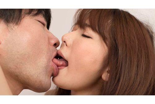 XVSR-600 Dirty Wife Noko Yui Hatano Fully Open Real Creampie Sex Screenshot