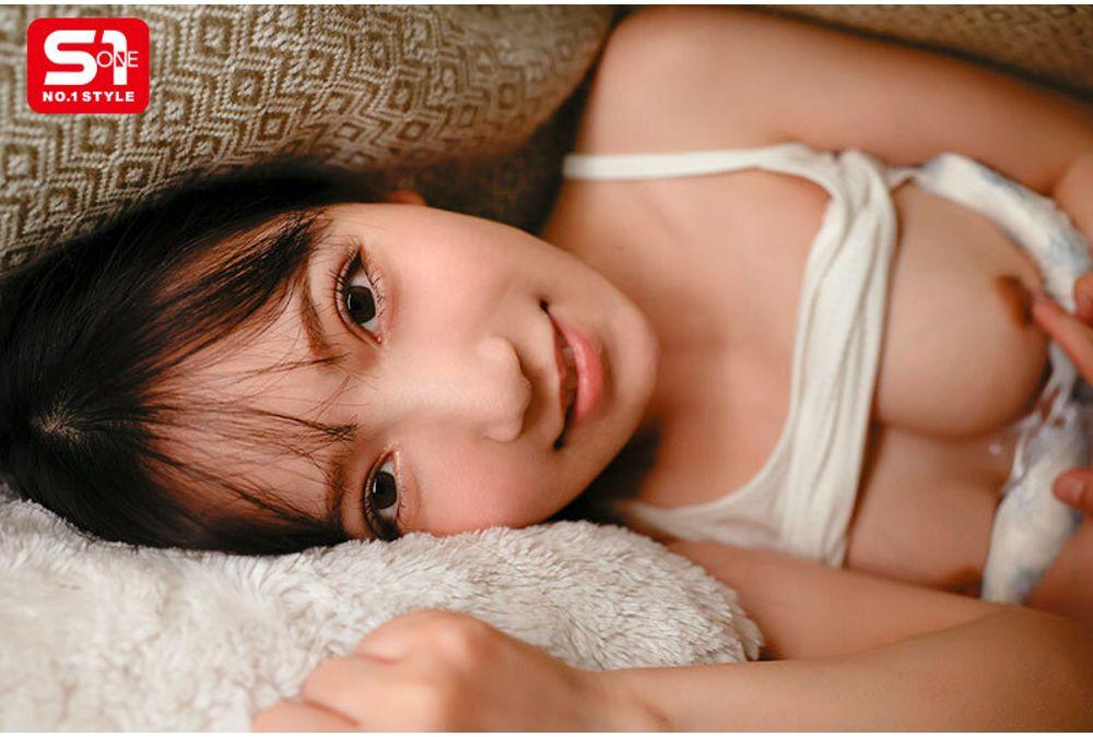 SONE-887 So Close! So Close! So Close! My Girlfriend's Cute Little Sister, Marin Mita, Is So Close That You Can 100% Kiss Her! Screenshot 10