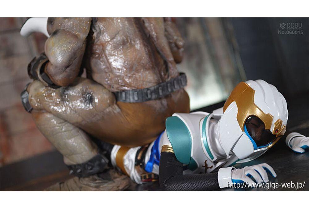 SPSE-60 Ayashiki Toumetsuden Kougaigar Part 1: Fuwari Mashiro, The Female Demon-slaying Warrior Branded A Deserter Screenshot 14