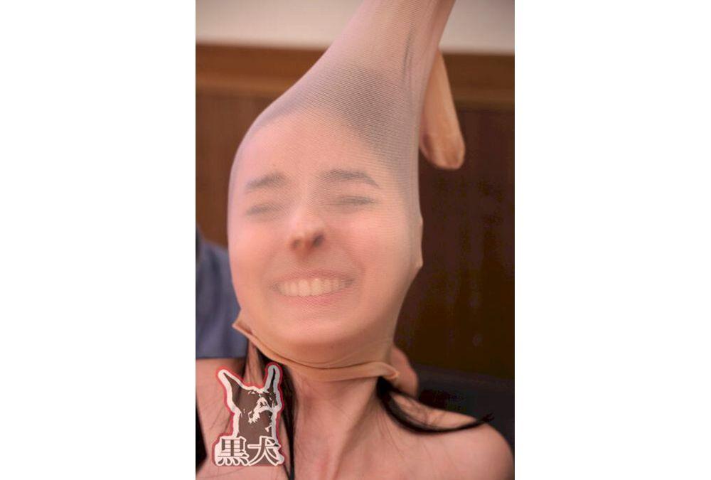 DOA-124 Shocking! Such A Beautiful Woman!? Her Face Collapses With A Funny Face In Pantyhose!? Screenshot 16
