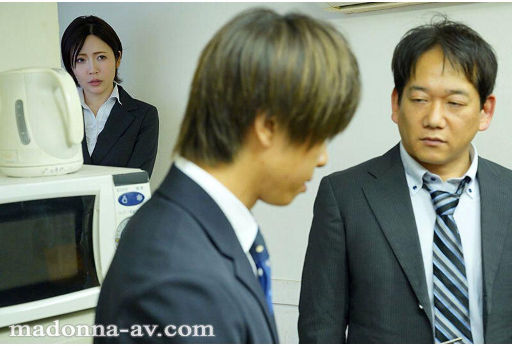 JUR-901 "Your Wife Was Amazing." An Unexpected NTR Story Written In The Resignation Letter Of A New Employee Who Quit After 3 Months. - Nami Okimiya Screenshot 9