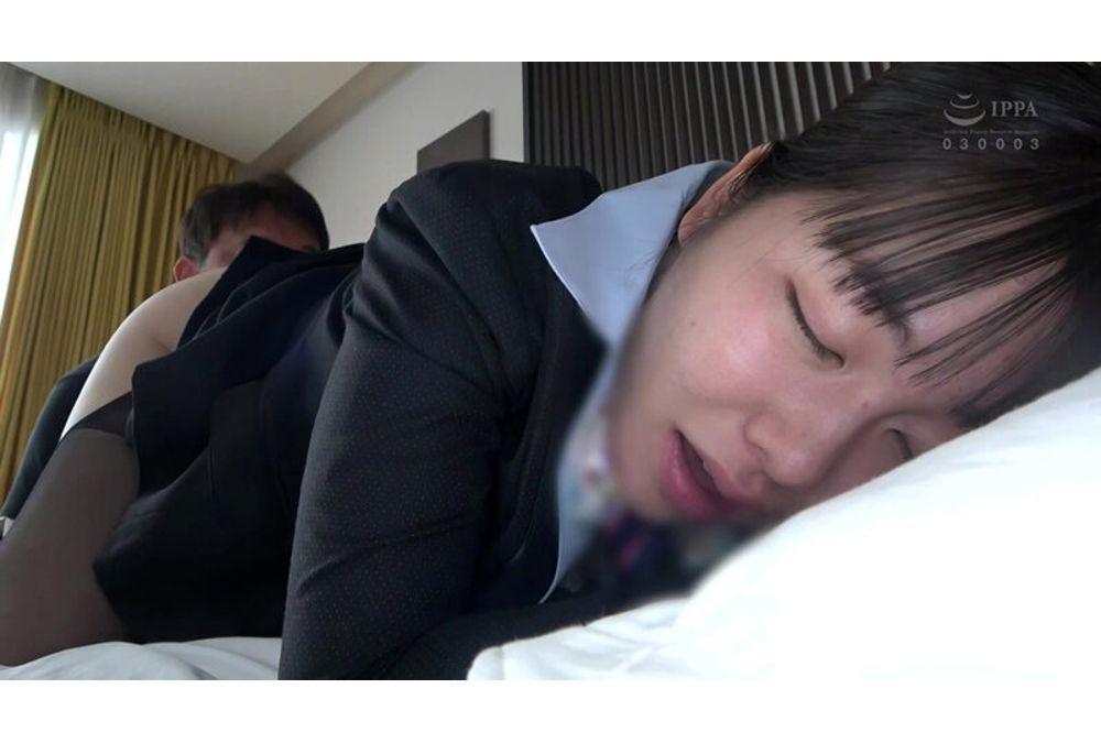 UFD-084 Married Flight Attendant And Swallowing Sex (UFD-084) Screenshot 14