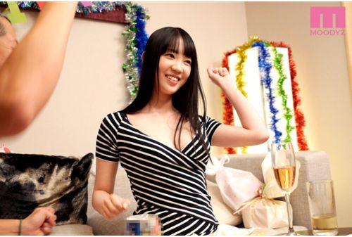 MIDE-185 Cheers SEX Suzuki To 20-year-old Celebration Kokoroharu Screenshot