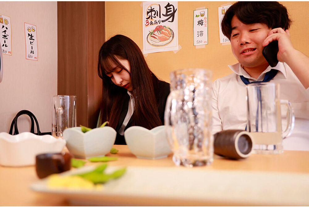 DVMM-329 A Female Employee Is Forced To Share A Room With Her Boss, Who She Hates To Death, And Is Forced To Orgasm Over And Over Again In A Slow, Piston-like Rape Session. Creampie Sex Continues Until She Has Released All Her Semen. Screenshot 9