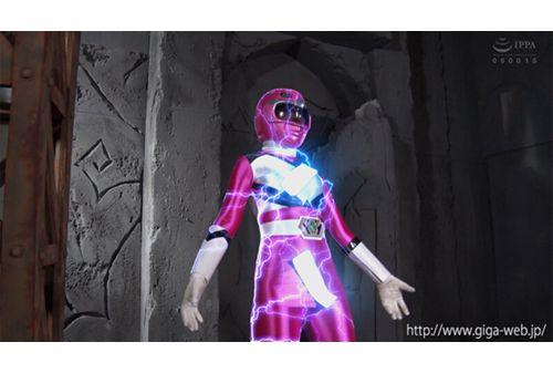 SPSC-56 Return Of The Super Heroine 90s ~Beast Saint Sentai Seigaman: Seiga Pink Is Targeted~ Kanna Shiraishi Screenshot