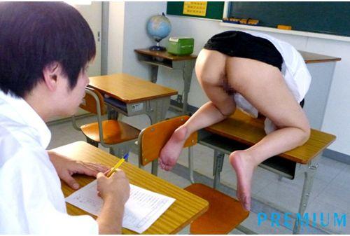 PGD-783 Wearing No Underwear Temptation Woman Teacher Memory Drops Screenshot