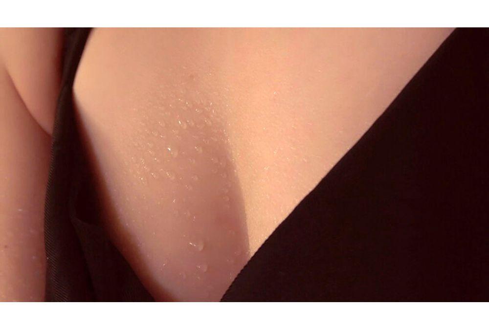 GNS-142 Secret Video Leaked: Sauna Owner Leads Erotic Sauna Trip With Sweaty Sauna Girl Screenshot 14