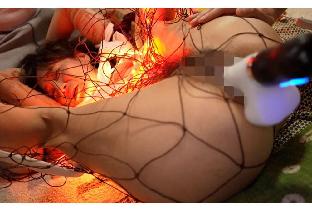 RNA-006 Amateur Bondage Creampie [Sensitive Wife Who Goes Crazy And Convulses] The Kind Wife Next Door Shared Some Of Her Cooking With Me, So I Shared Her Body With Her. Rieko Hiraoka Screenshot 18