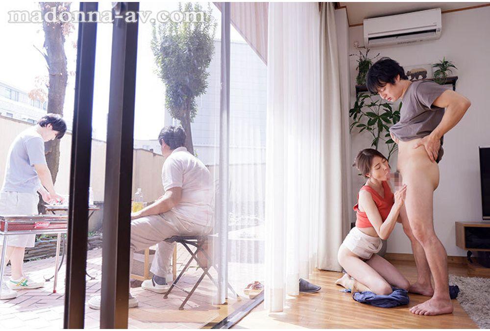 ROE-462 He's Cute, He's Manly, And I'm Starting To Get Addicted. I'm Drowning In Body And Soul With My Virgin Nephew In A Secret Affair Every Day. Yurika Aoi Screenshot 8