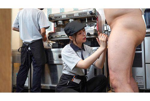 FTHTD-079 A Beautiful Leader Of A Hamburger Chain Store Manages The Cum Swallowing Of Her Horny Coworkers With A Vacuum Blowjob. A Record Of Her Daily Life Of Swallowing Cum 6 Days A Week Yui, 25 Years Old Yui Tenma Screenshot 10